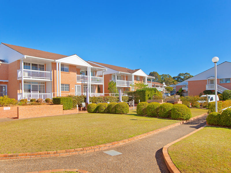 RetireAustralia Belrose Country Club Sydney New South Wales retire villas units independent living care apartment
