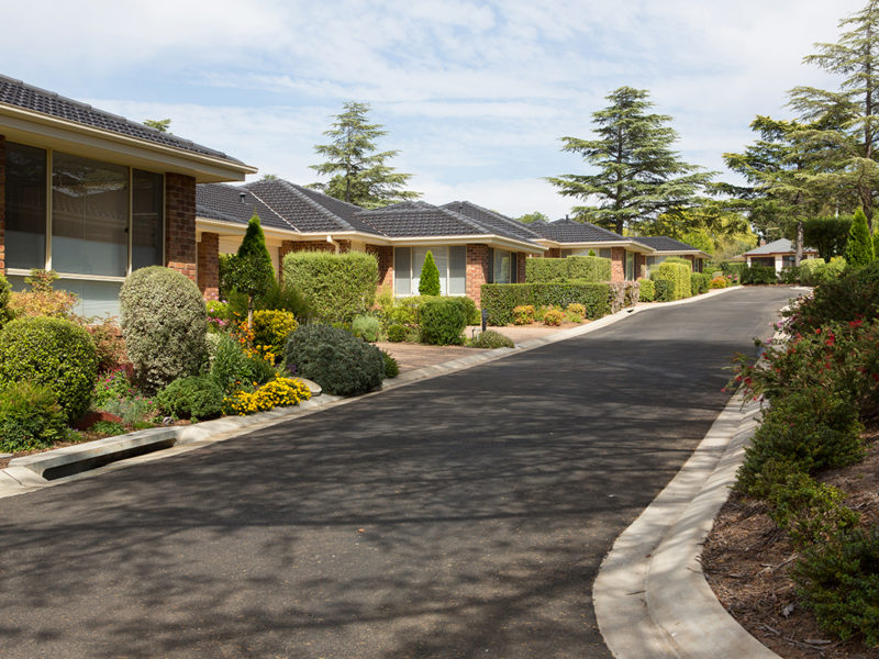 RetireAustralia Newling Gardens Retirement Village Armidale streetscape streets villas gardens
